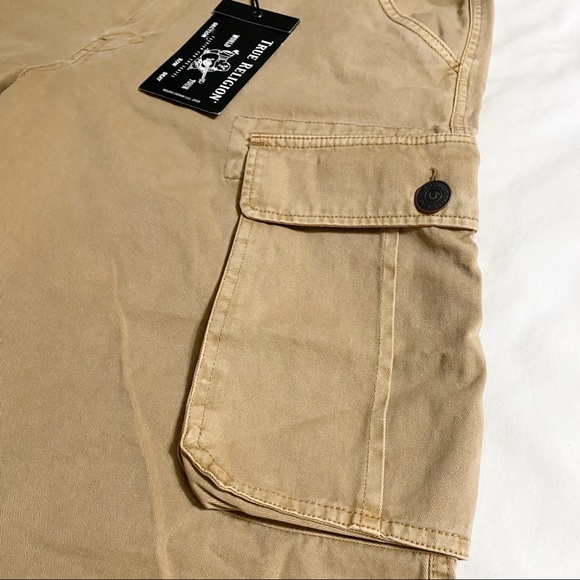 True Religion Cargo Shorts - Picture 5 of 12